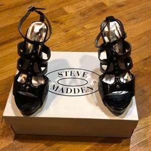Steve Madden black patent stiletto